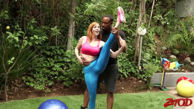 Professional yoga trainer Lauren Phillips gets dicked by her black student