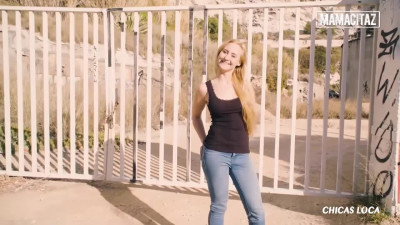 Gorgeous blonde Helena Valentine arranges an unusual date satisfying her new boyfriend in public.